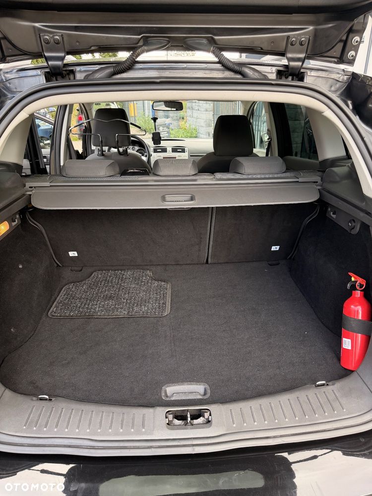 Ford Kuga - 16