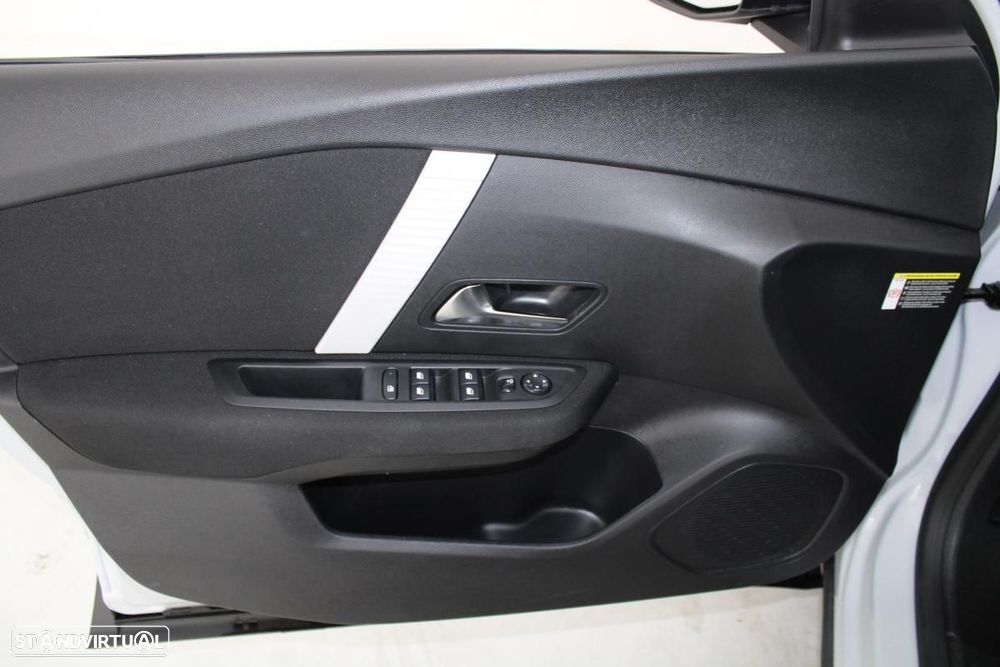 Citroën e-C4 50 kWh Plus - 8