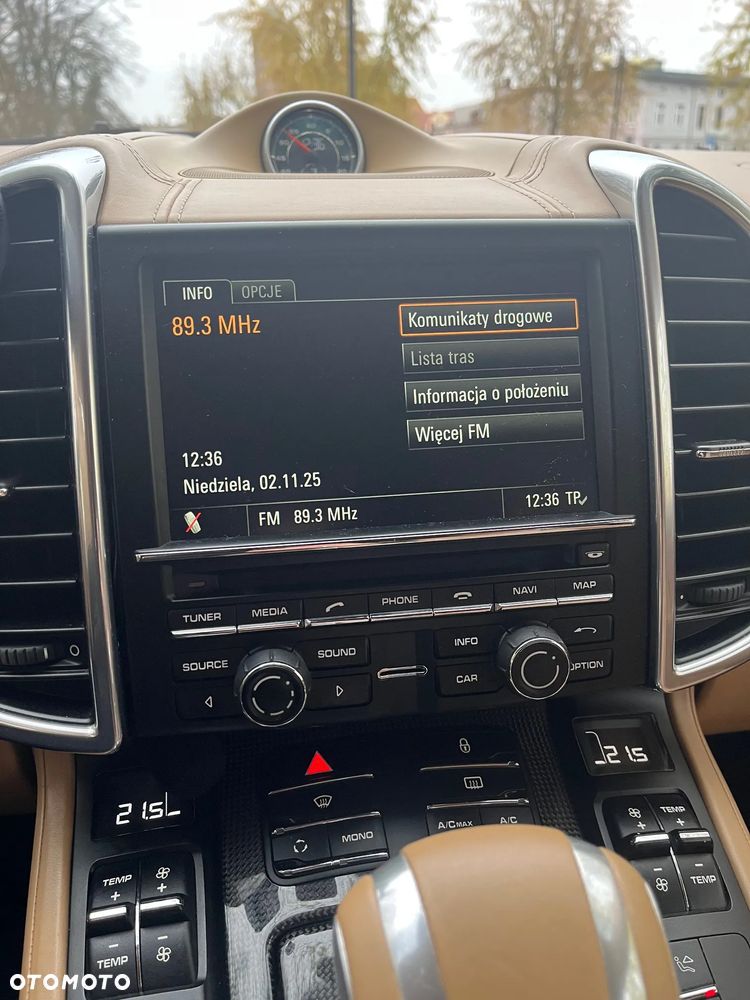 Porsche Cayenne GTS - 9