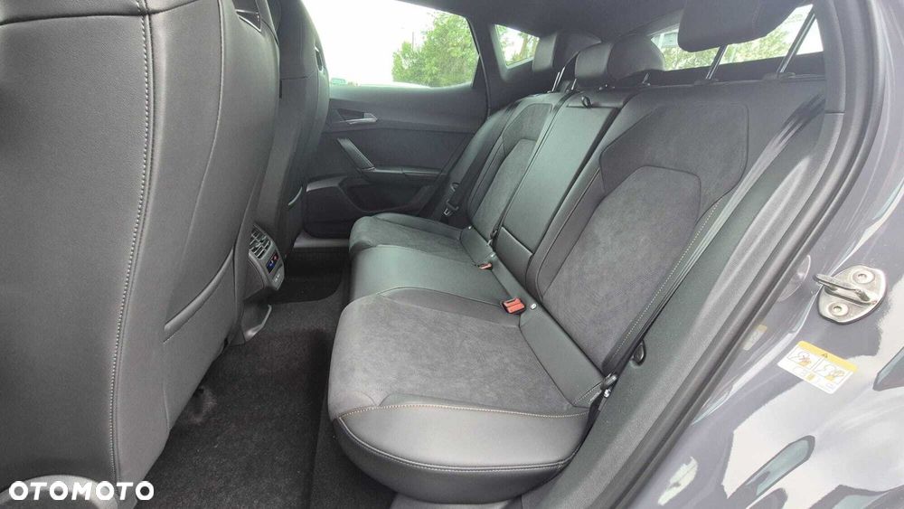 Cupra Formentor 1.5 eTSI mHEV DSG - 11