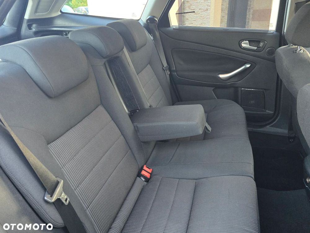 Ford Mondeo 2.0 Viva Titanium - 23