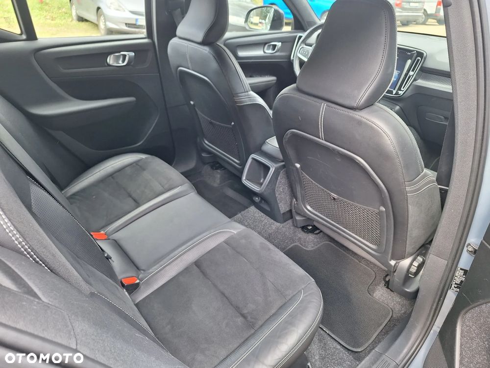 Volvo XC 40 T4 AWD R-Design - 10
