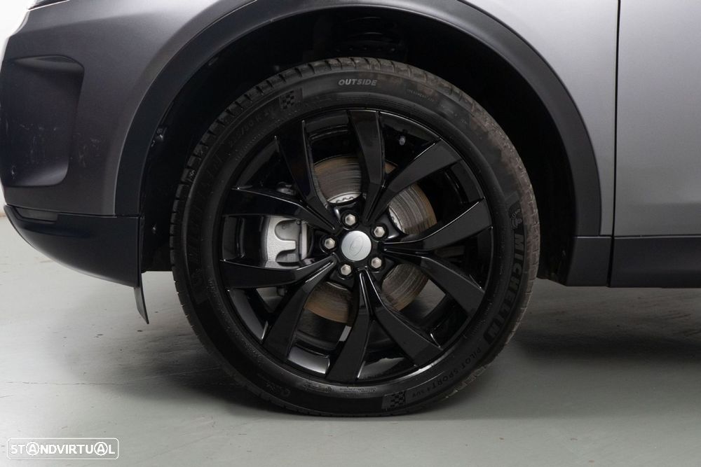 Land Rover Discovery Sport 1.5 I3 P300e AWD SE - 27