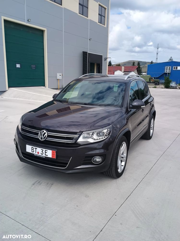 Volkswagen Tiguan 2.0 TDI DPF 4Motion BlueMotion Technology Lounge Sport & Style - 1
