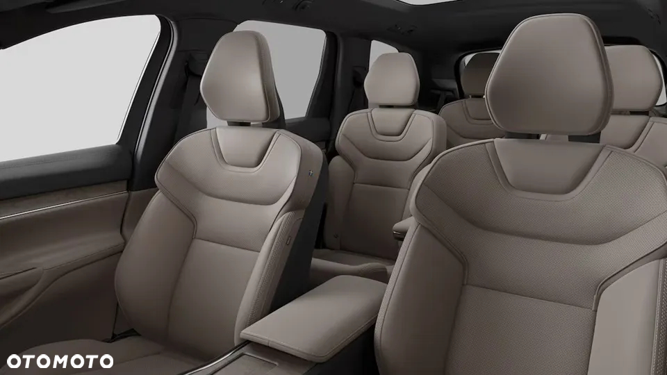 Volvo EX90 - 10