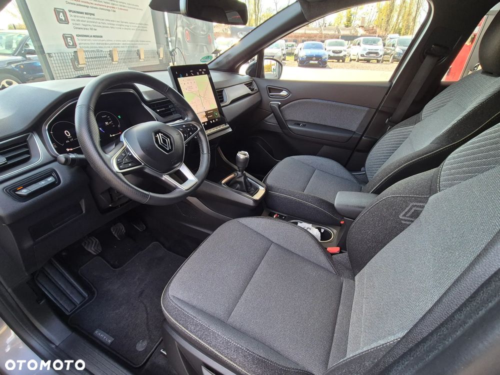 Renault Captur TCe Mild Hybrid 140 GPF TECHNO FAST TRACK - 26