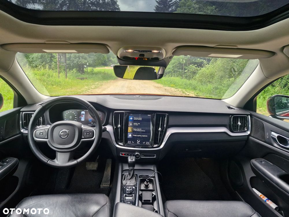 Volvo S60 T6 AWD Momentum Pro - 14