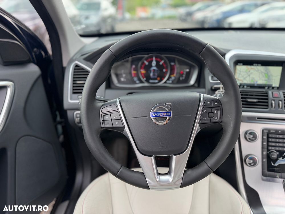 Volvo XC 60 D4 Geartronic Summum - 29