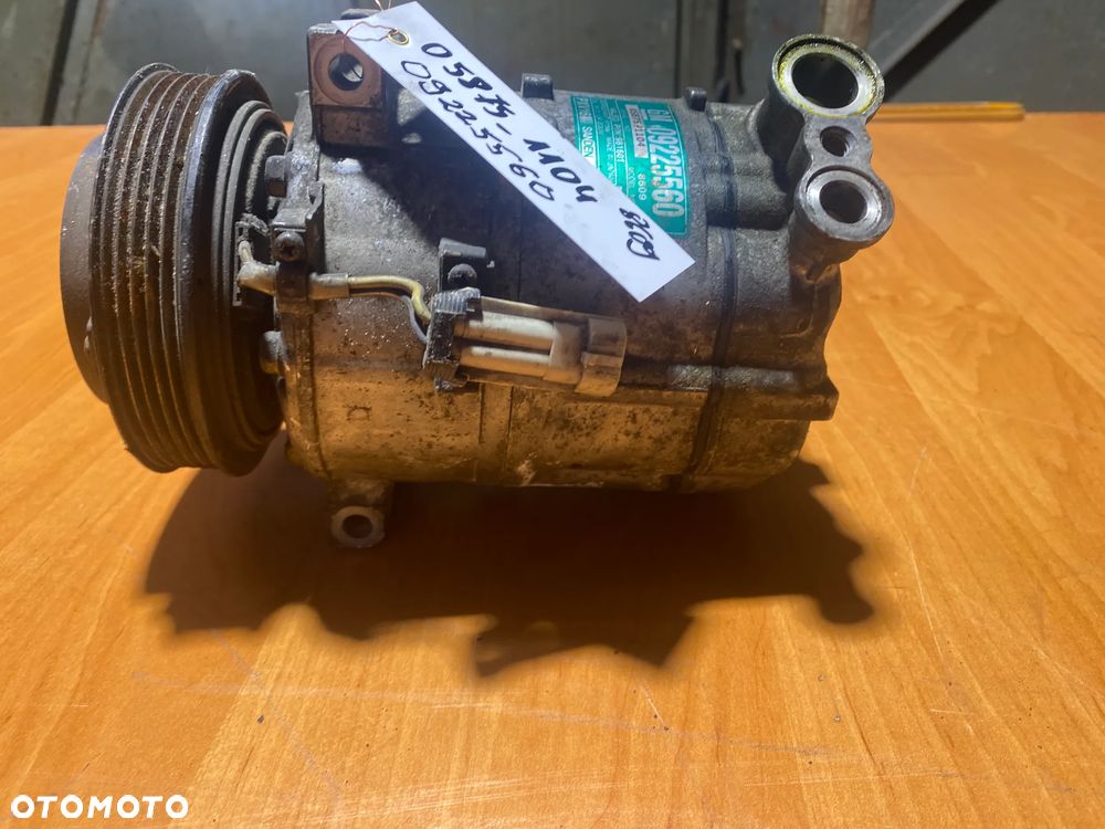 KOMPRESOR SPRĘŻARKA KLIMATYZACJI OPEL VECTRA C 09225560 05878-1104 8609 - 4
