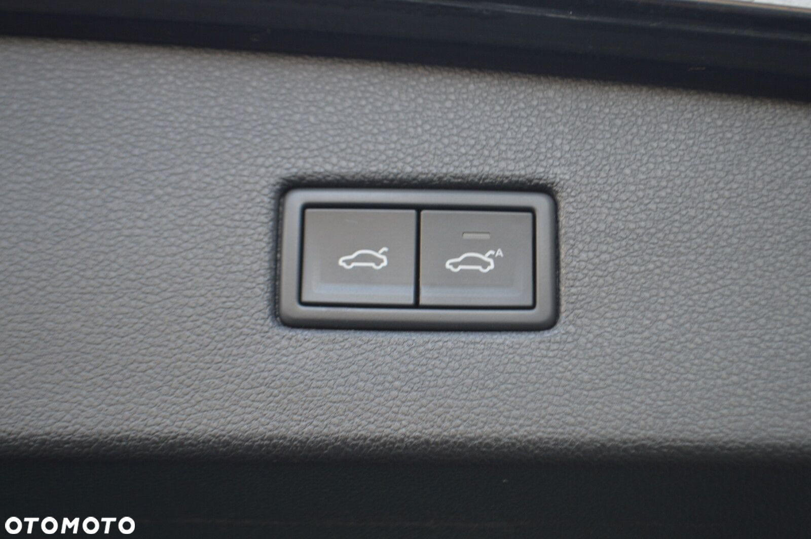 Volkswagen Tiguan - 33