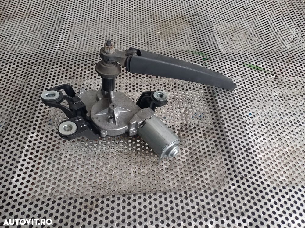 Motoras Stergator Haion Hayon Vw Golf 5 Hatchback - Dezmembrari Arad - 3