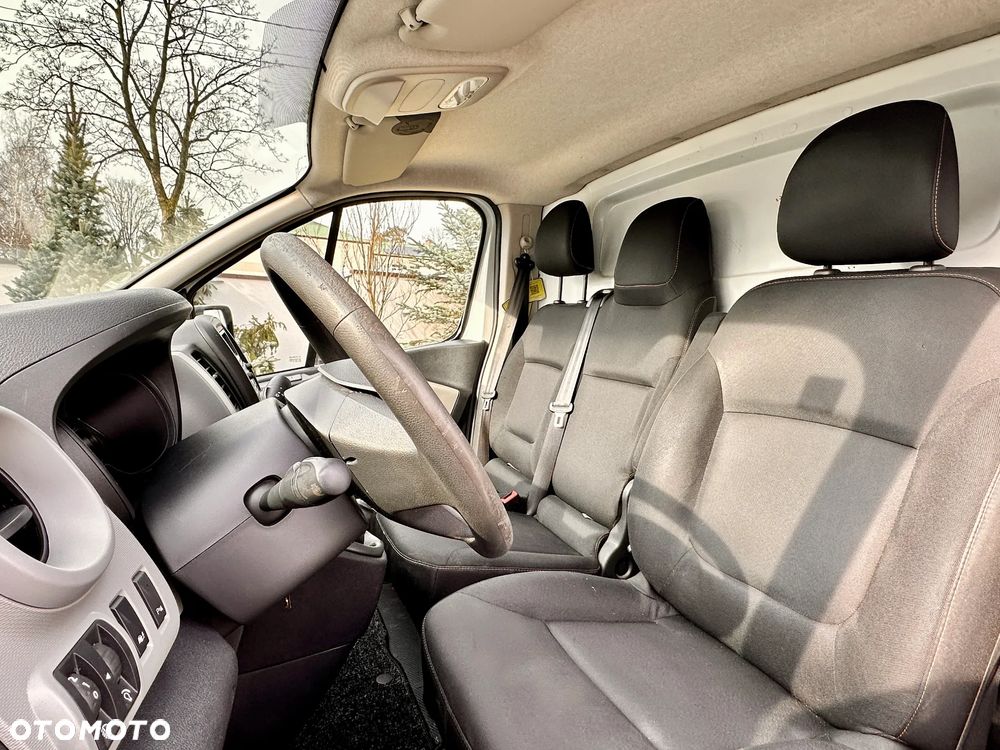 Opel VIVARO L2H1 / - 15