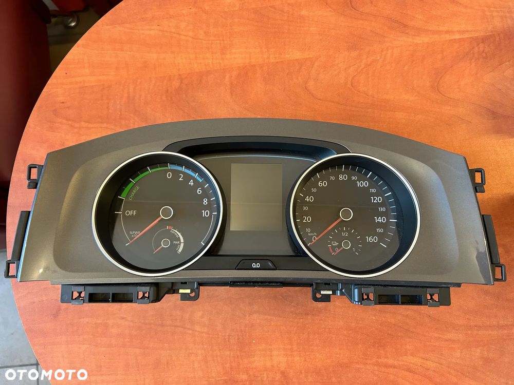 LICZNIK ZEGARY 5GE920755 VW E-GOLF VII - 1