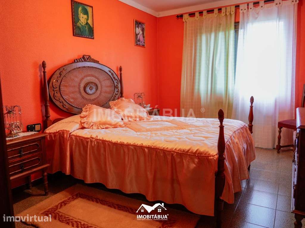 Excelente Moradia para Habitação ou Turismo com 9 quartos e 3 pisos... - Grande imagem: 4/57