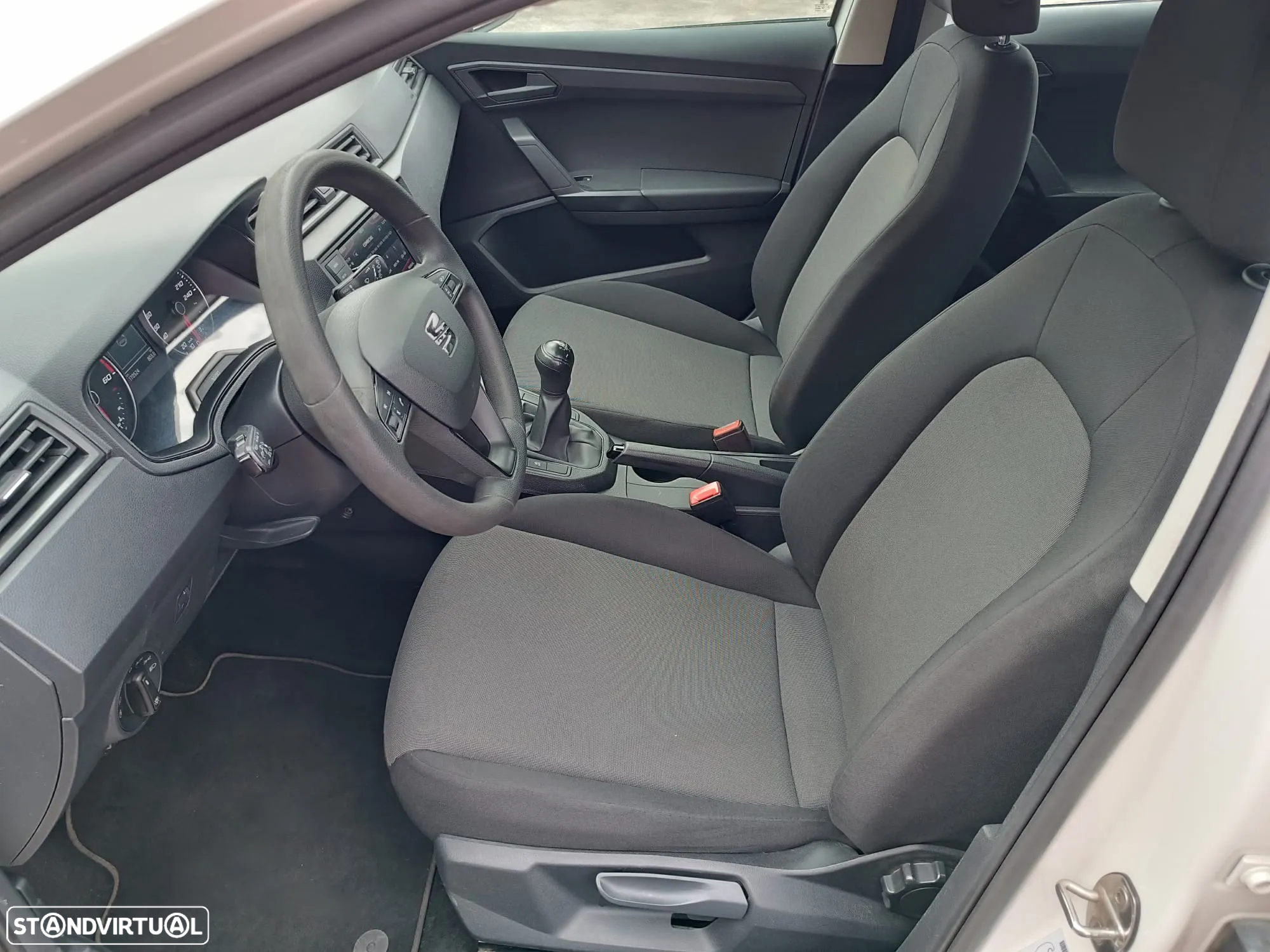 SEAT Ibiza 1.6 TDI S&S Style - 9