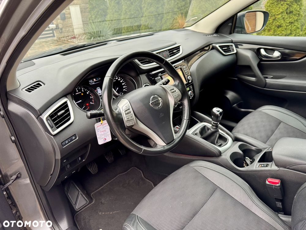Nissan Qashqai 1.6 DIG-T TEKNA+ - 17