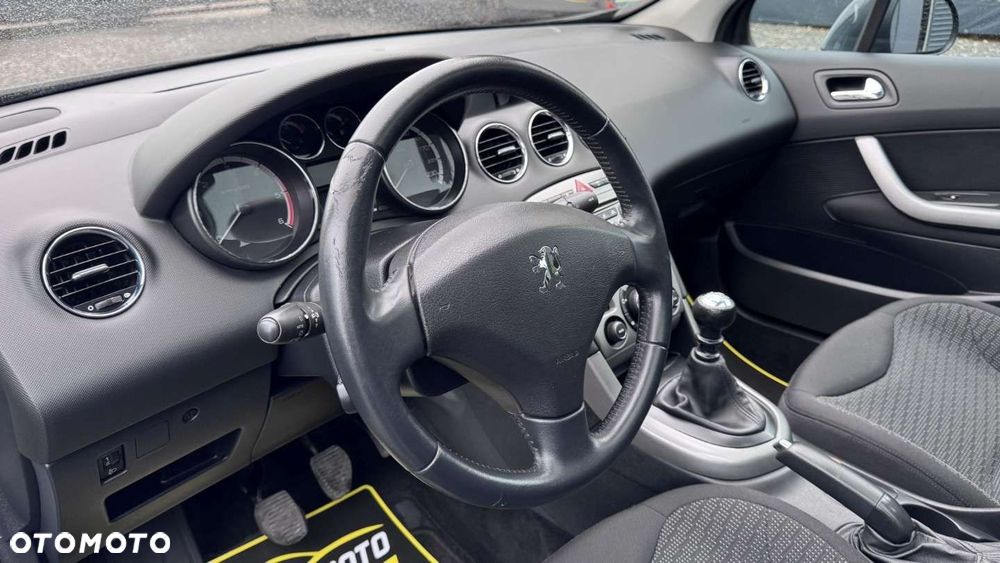 Peugeot 308 - 32