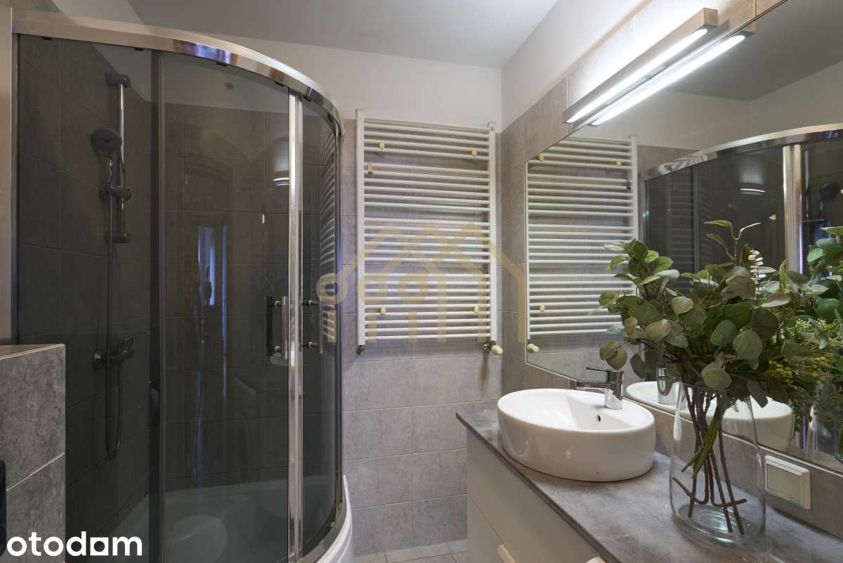 42 m²| 2 pokoje plus kuchnia| widok na Warszawę