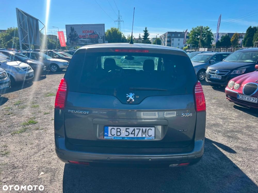Peugeot 5008 - 6