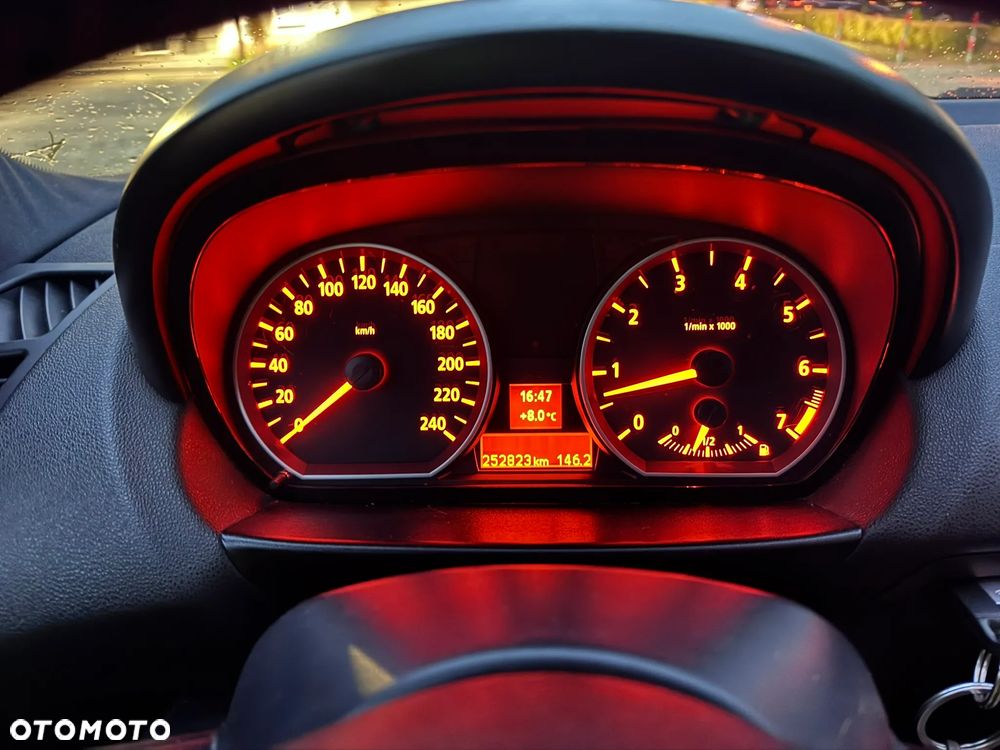 BMW Seria 1 118i - 14