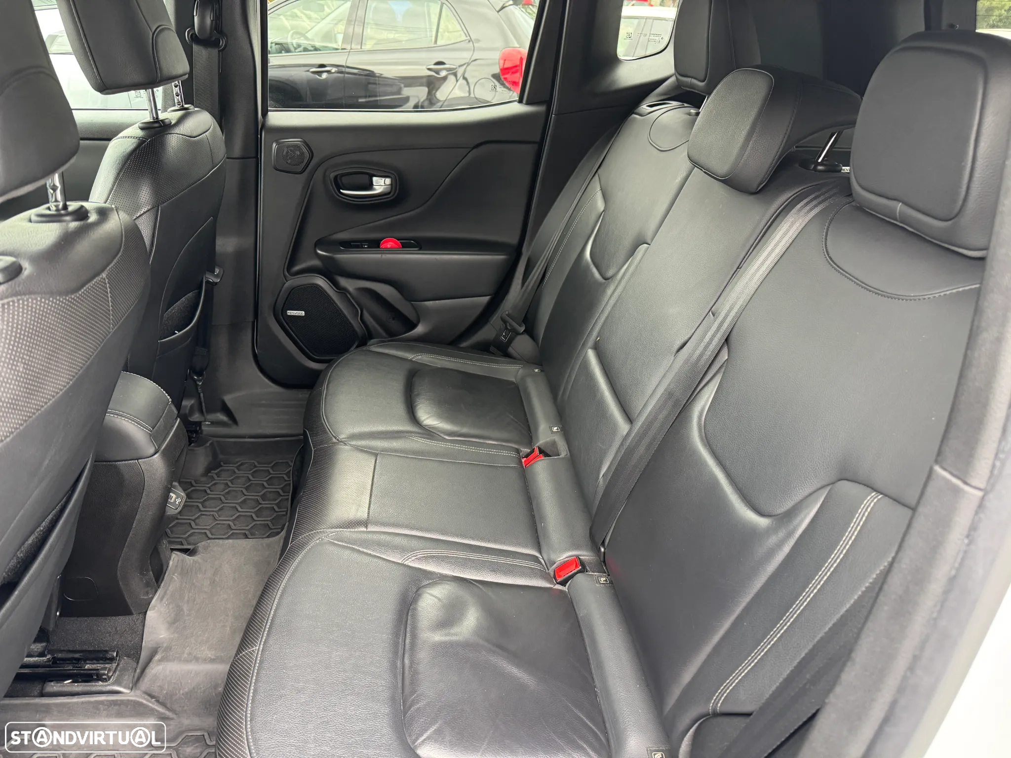 Jeep Renegade 1.6 MJD Limited S DCT - 15