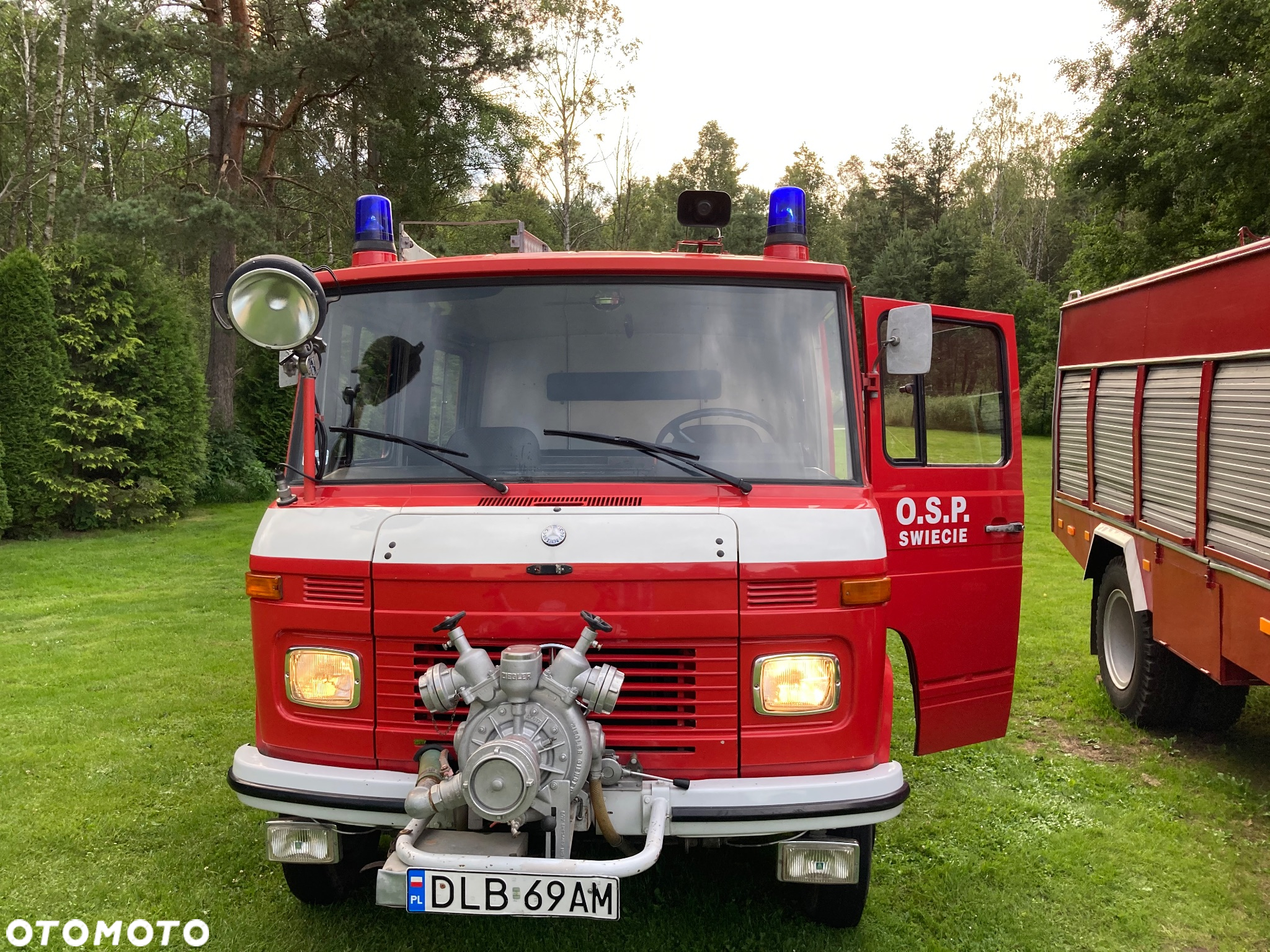 Mercedes-Benz LF 409 - 18