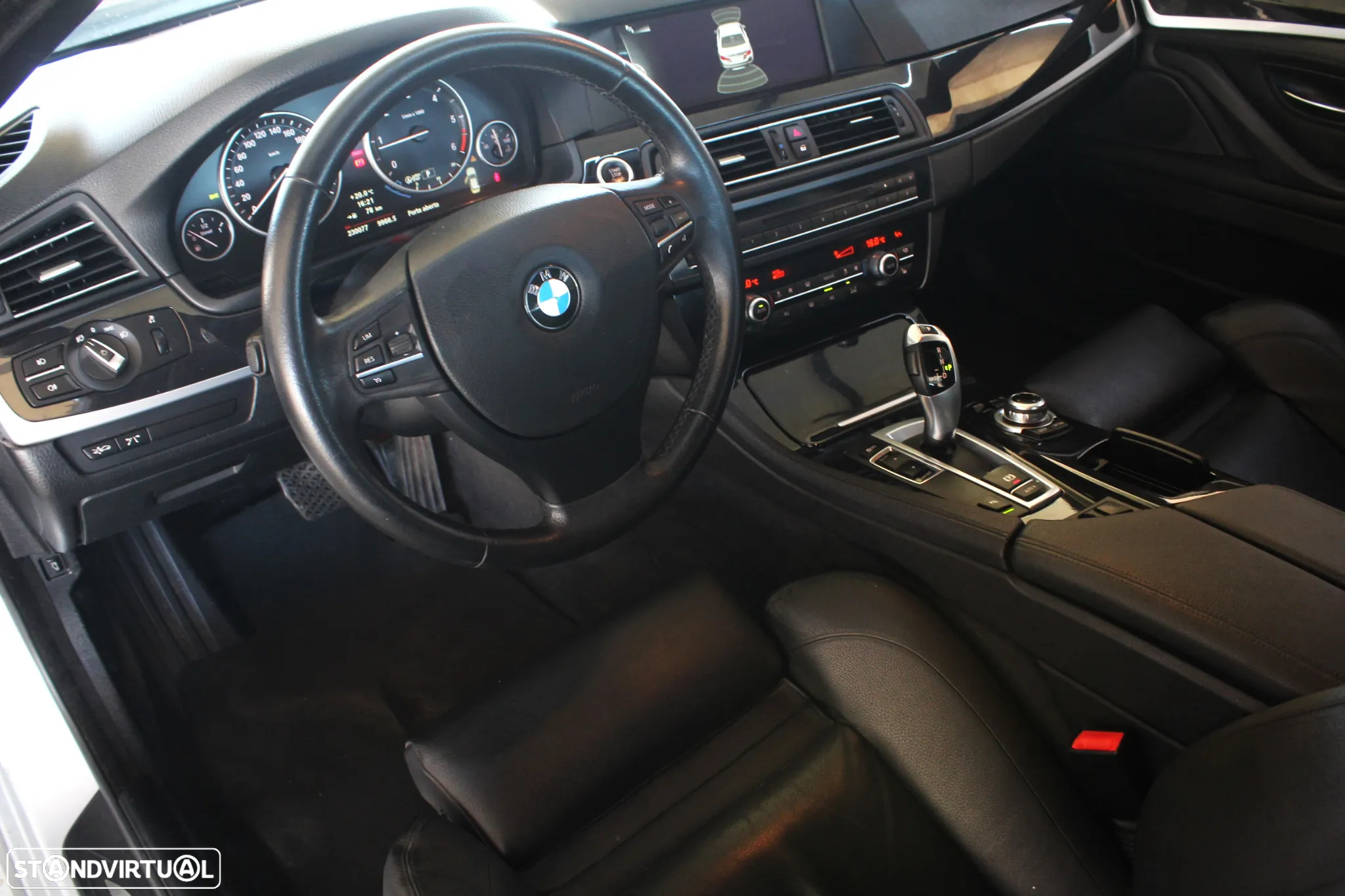 BMW 520 d Line Luxury - 32