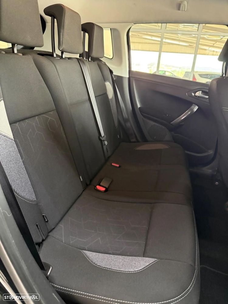 Peugeot 2008 1.6 BlueHDi Style - 12