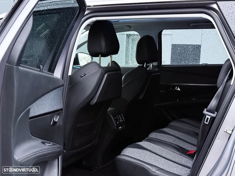 Peugeot 5008 - 11