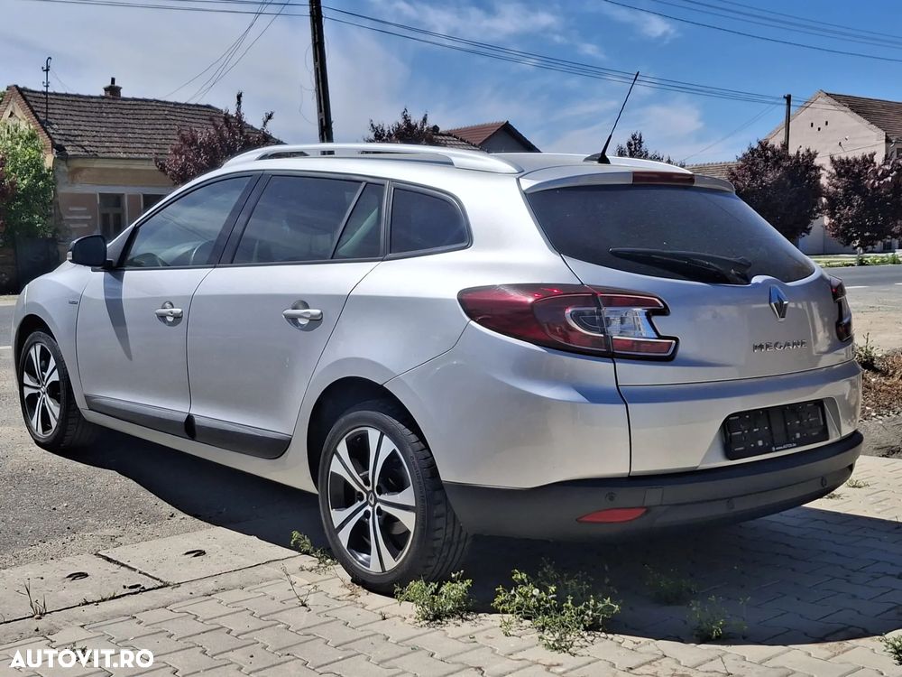 Renault Megane ENERGY dCi 110 Start & Stop Bose Edition - 8