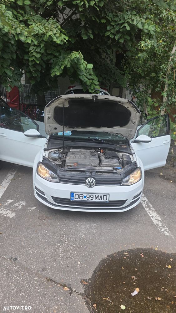 Volkswagen Golf 1.6 TDI DPF BMT Highline - 8