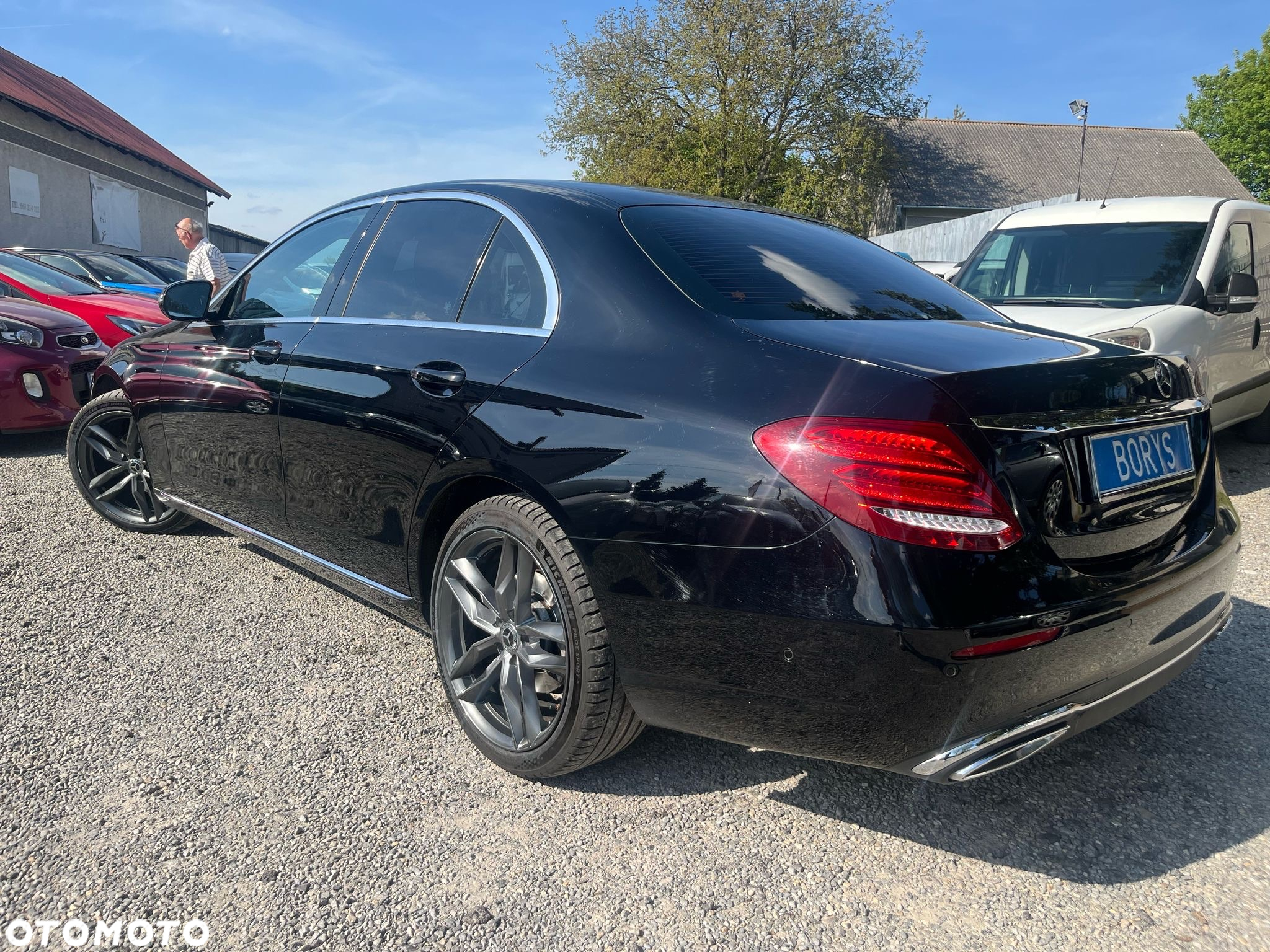 Mercedes-Benz Klasa E 220 d 9G-TRONIC AMG Line - 27
