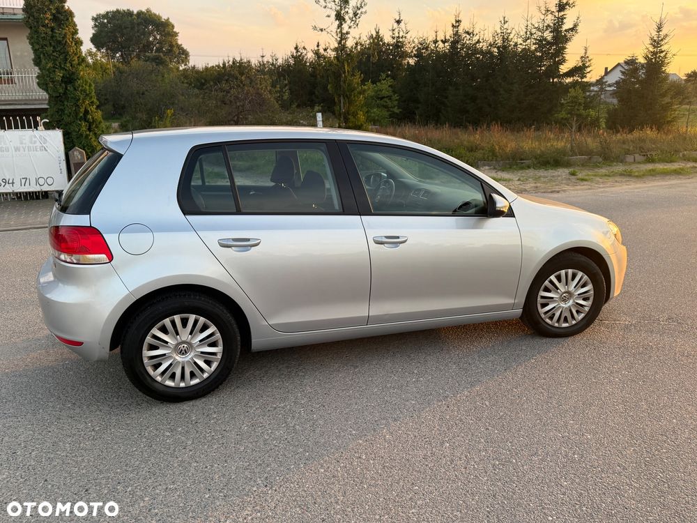 Volkswagen Golf - 9