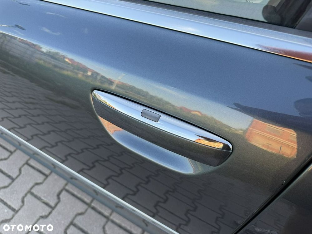 Audi A8 - 23