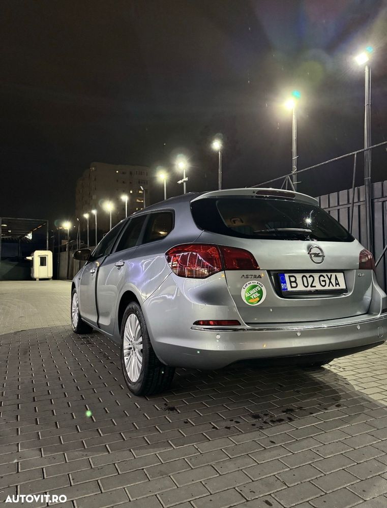Opel Astra 1.6 CDTI ECOTEC Start/Stop Dynamic - 3