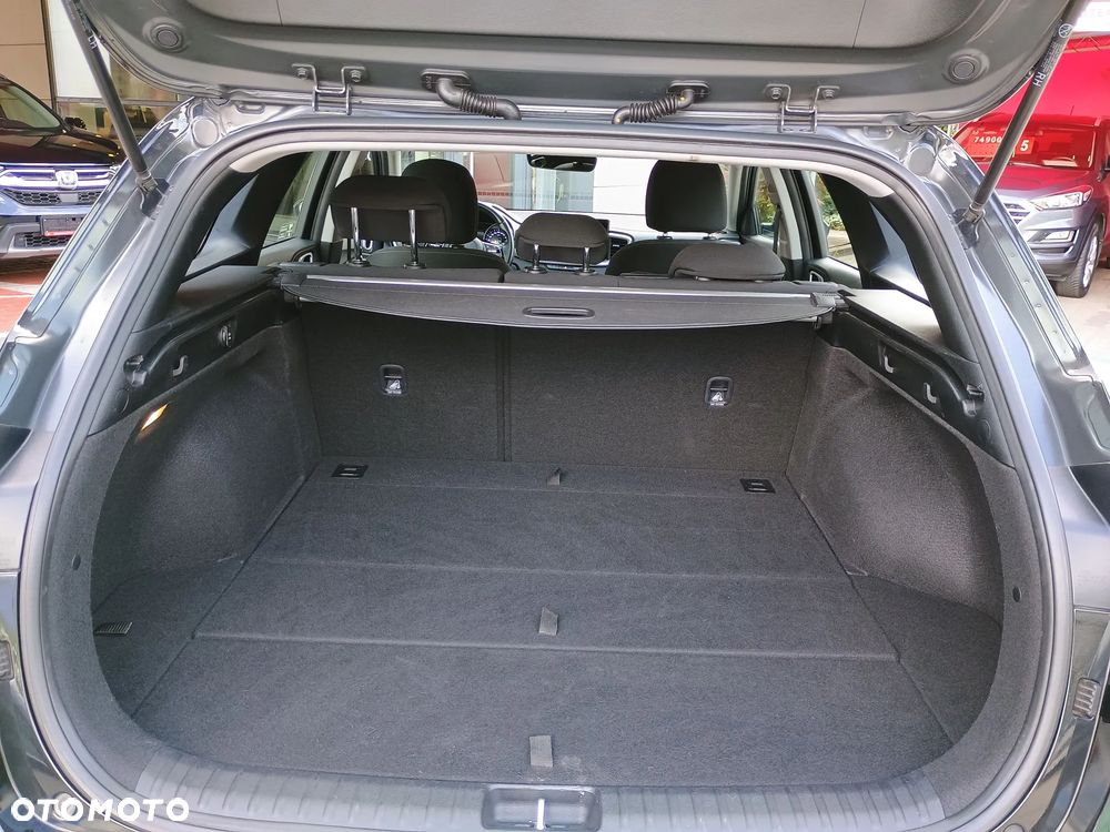 Kia Ceed 1.5 T-GDI MHEV M DCT - 25