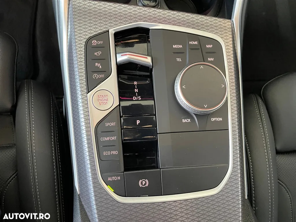 BMW Seria 3 330i xDrive AT - 17