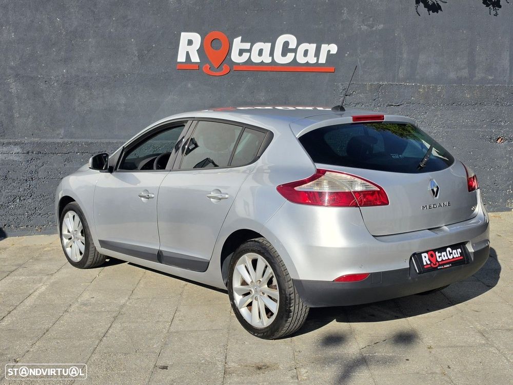 Renault Mégane 1.5 dCi Dynamique S - 13