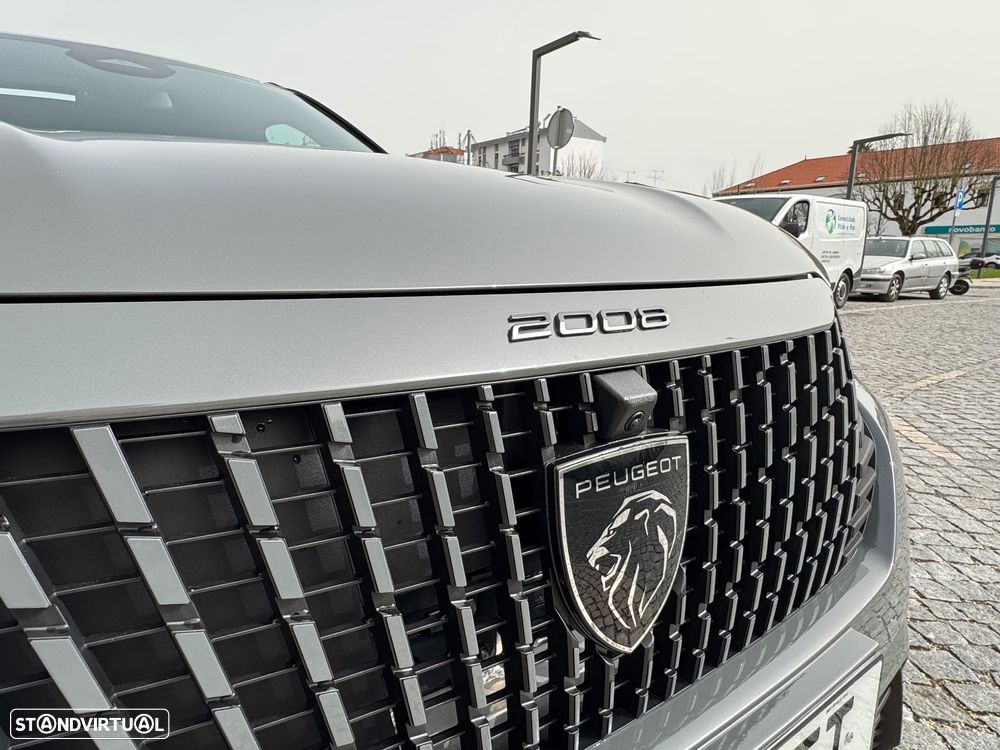 Peugeot e-2008 54 kWh GT - 11