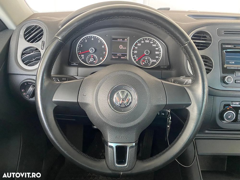 Volkswagen Tiguan - 16