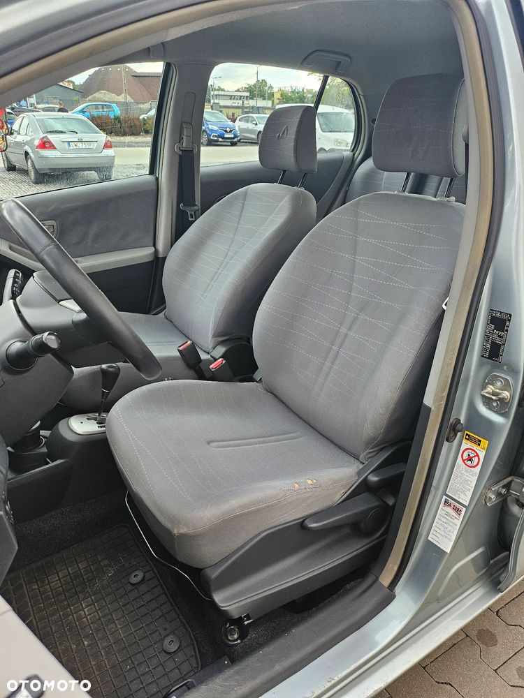 Toyota Yaris 1.3 Luna - 14
