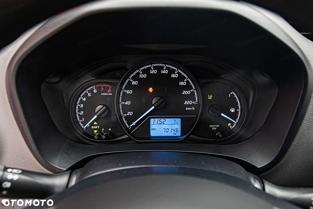 Toyota Yaris Active 1.5 111KM - 18