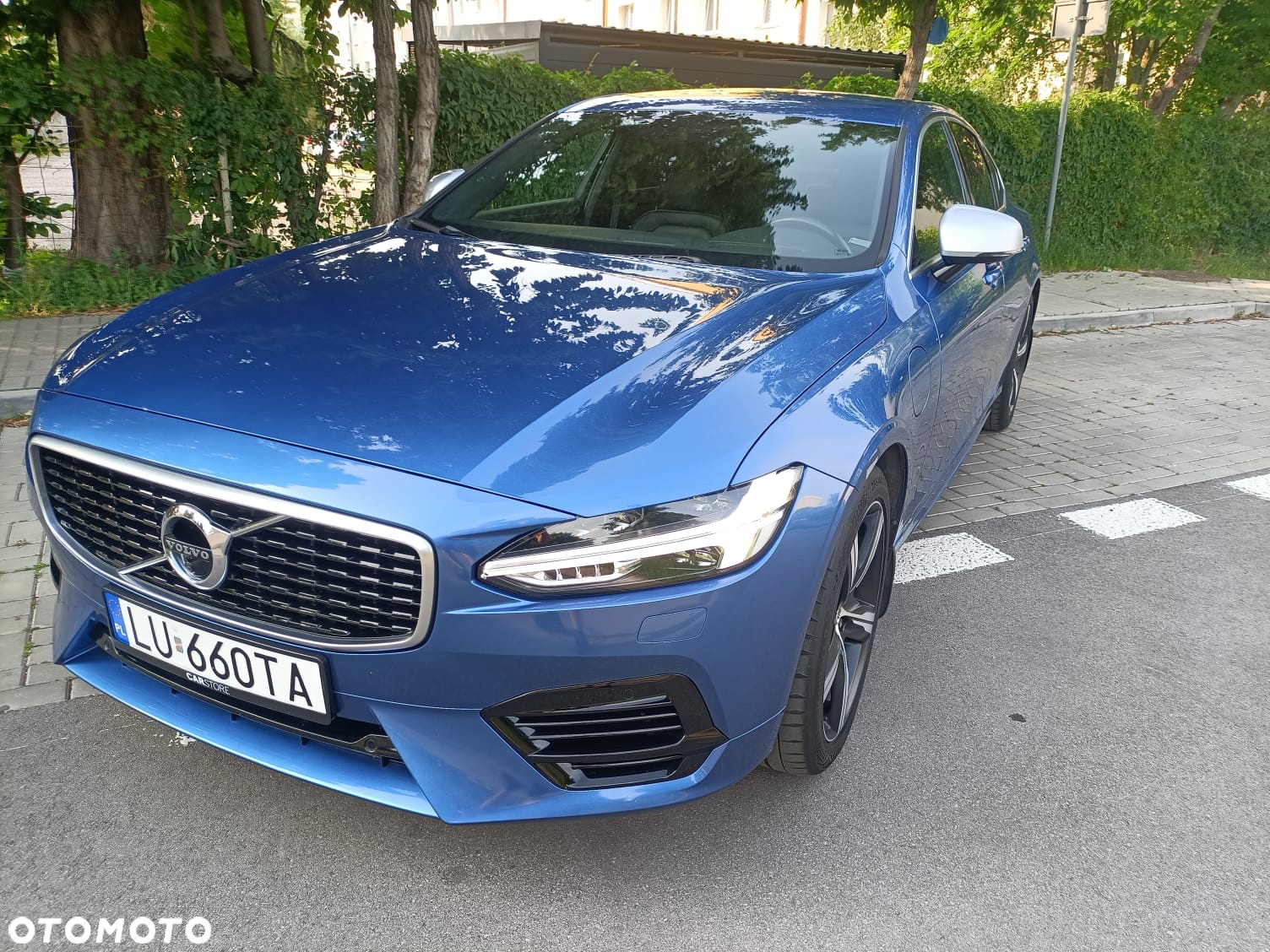 Volvo S90 T8 AWD Plug-In Hybrid R-Design - 9