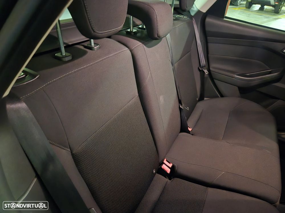 Ford Focus SW 1.5 TDCi Trend+ - 32