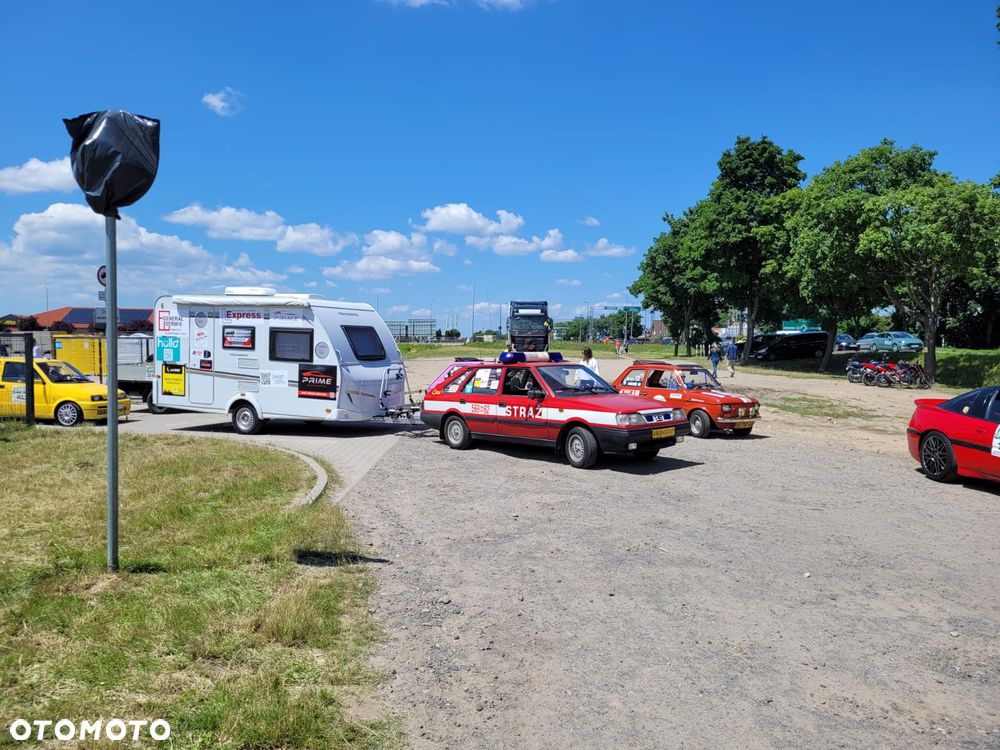 Polonez Caro - 5
