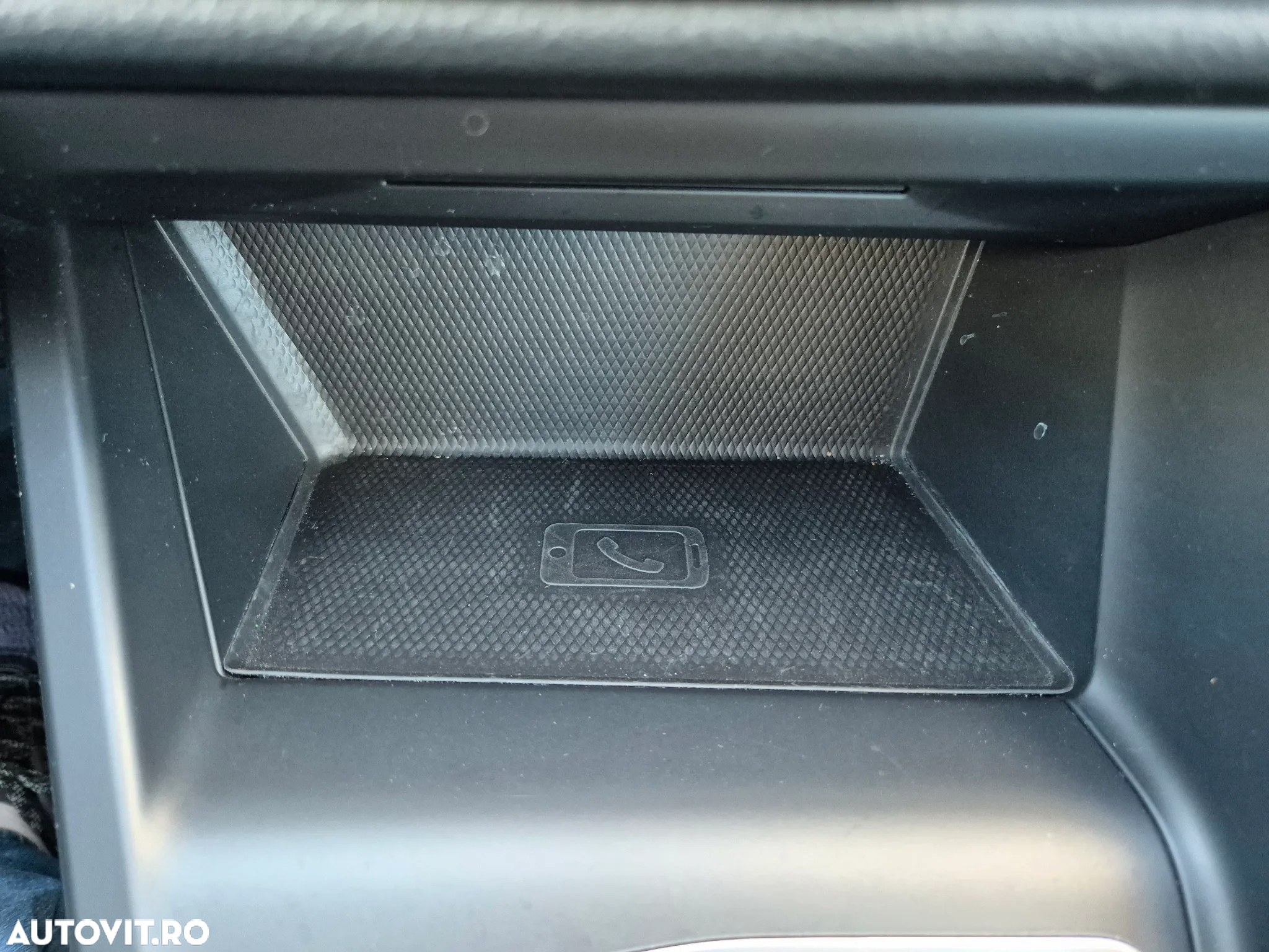 Volkswagen Golf 1.0 eTSI DSG MHEV Life - 34