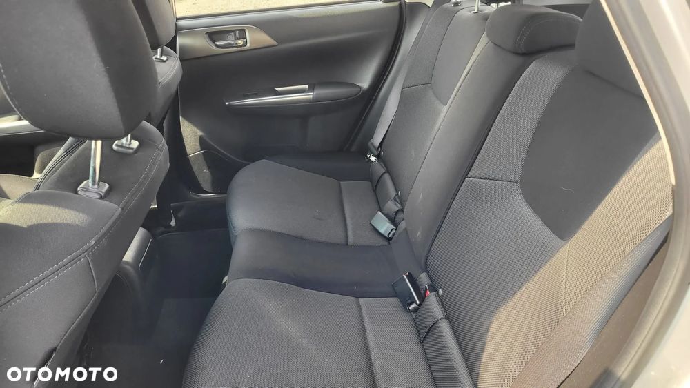 Subaru Impreza 2.0 RA - 14