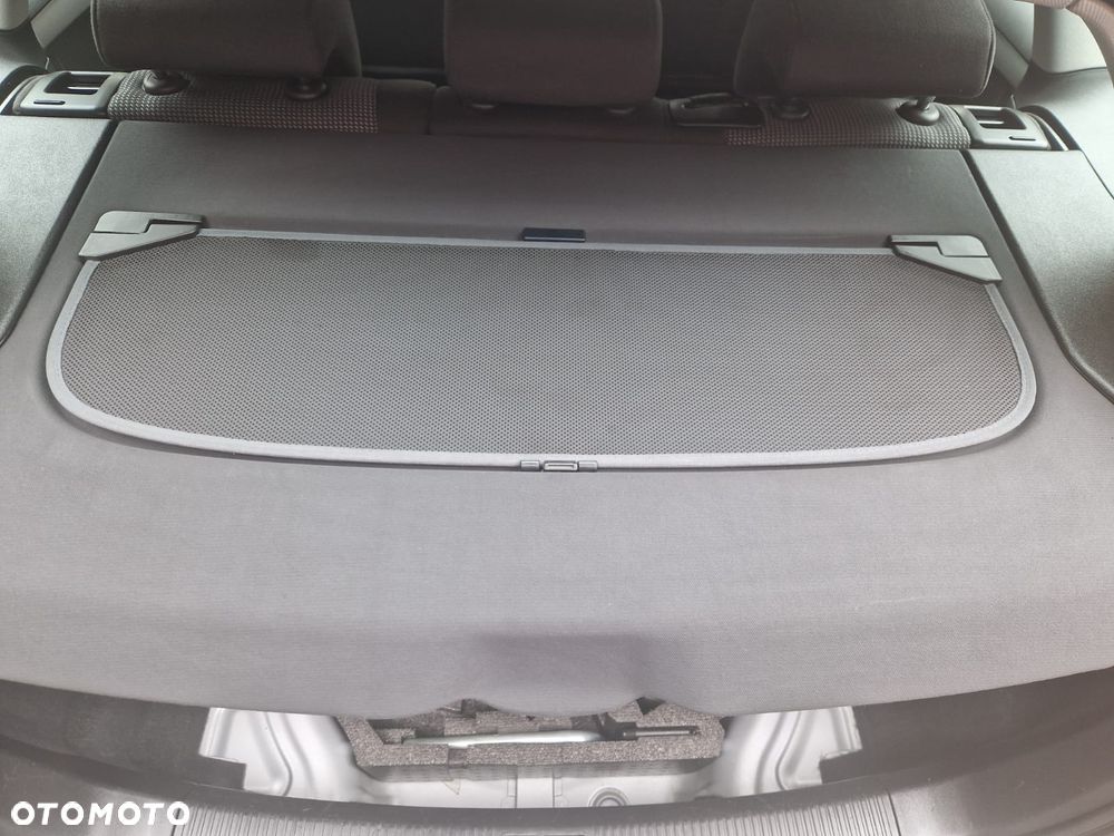 Audi A3 Sportback 1.8 TFSI Ambiente - 22