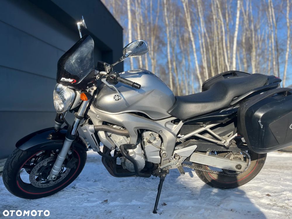 Yamaha FZ6 - 1
