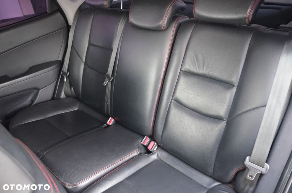 Hyundai i30 1.6 CRDi FIFA WM Edition - 26